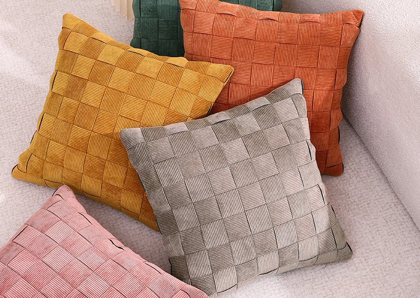 Pillow  & Cushions